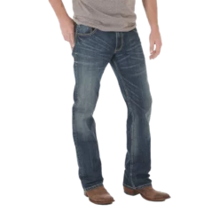 Wrangler Men's Retro Slim Boot Cut